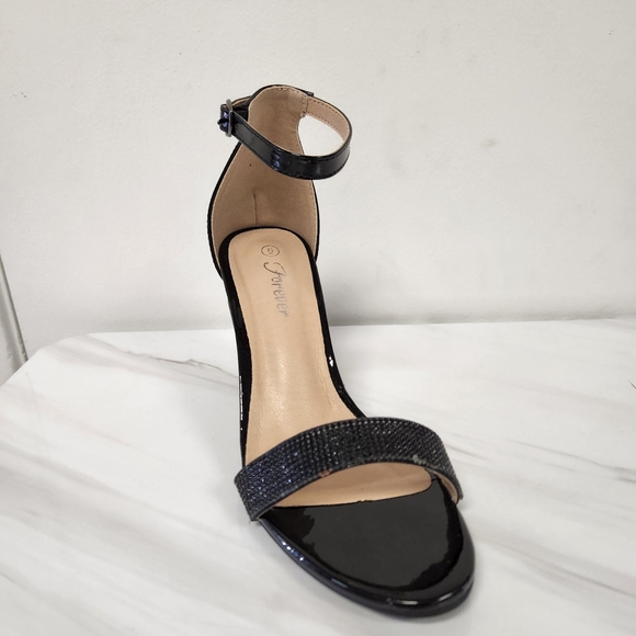 Black Rhinestone Block Heel - Picture 2 of 7